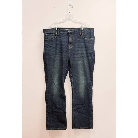 40 x 30 EUC Old Navy Boot Cut Blue Jeans - Picture 1 of 4